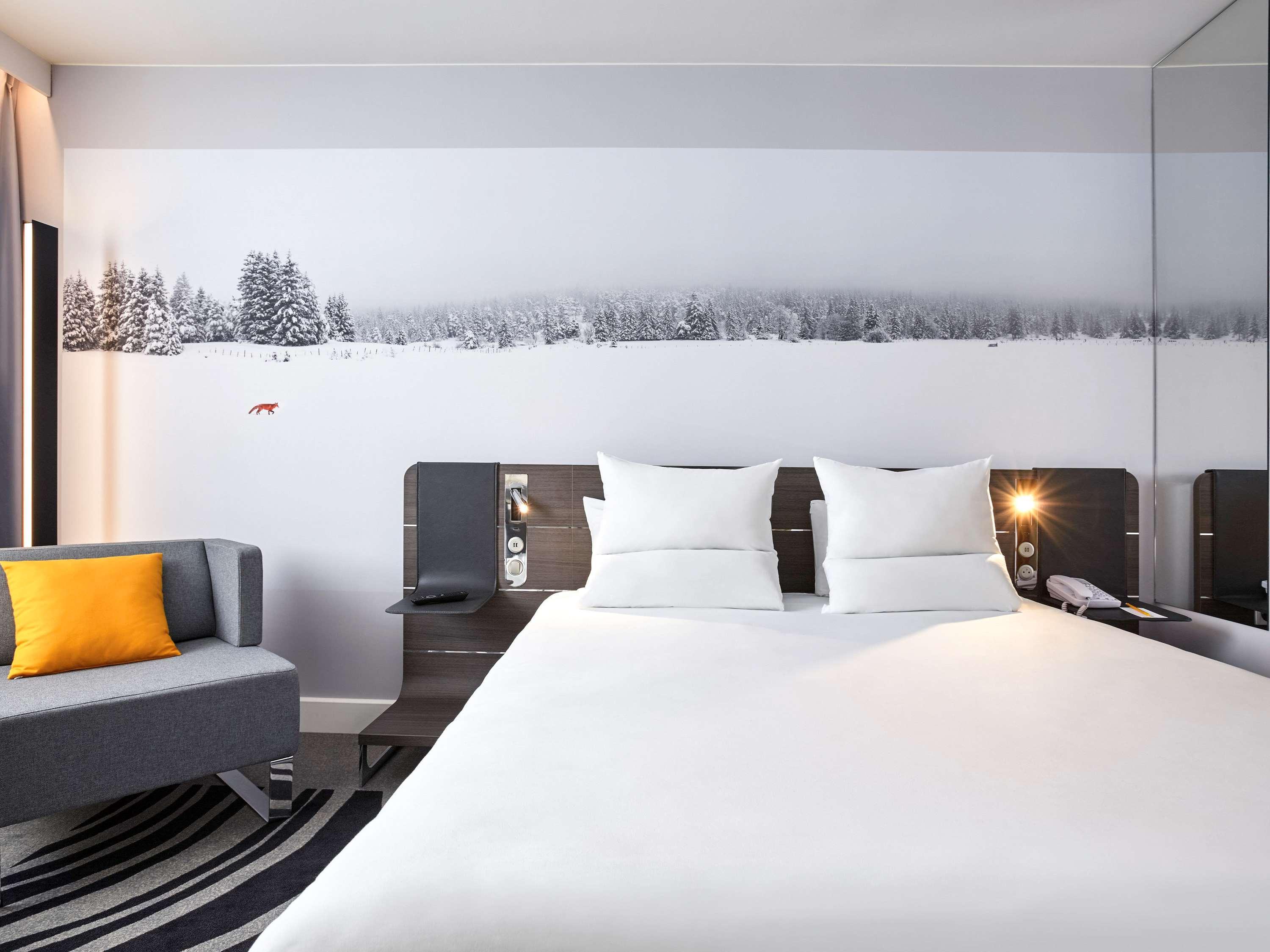 Novotel Antibes Sophia Antipolis 4*